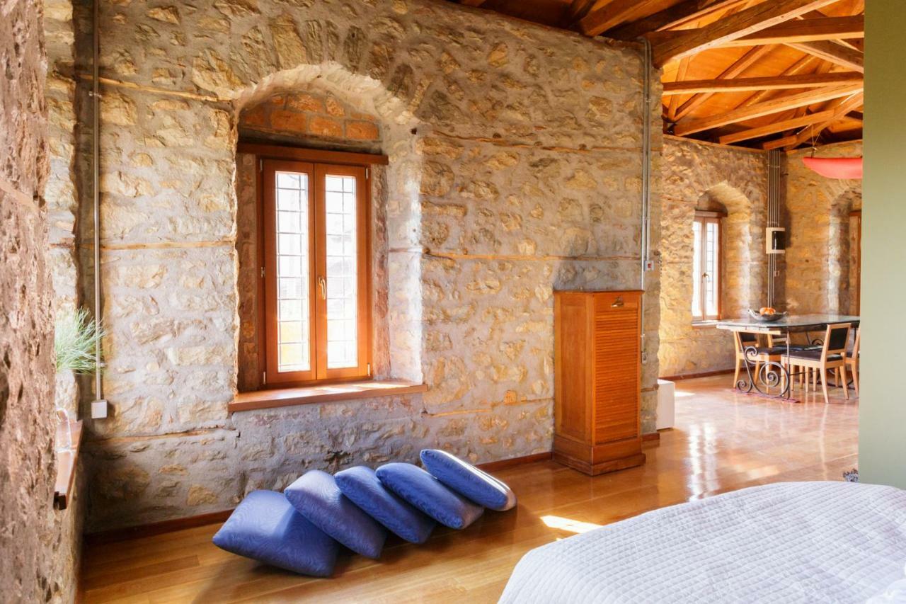 House In Traditional Greek Village * Kanália